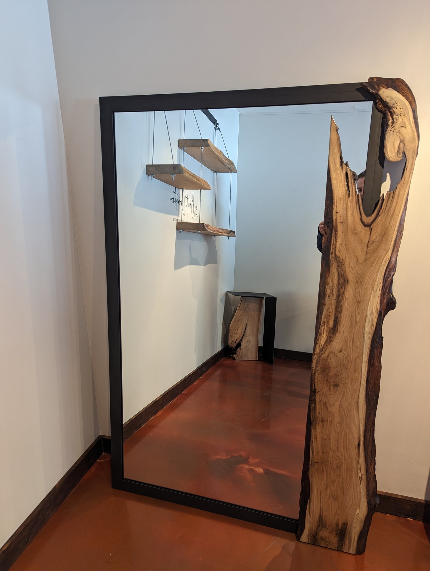 Très grand miroir acier et live edge
